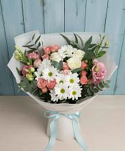 Букет цветов из:  Розы, Лизиантусы и Хризантемы #REPLACE_PRED# Красноярском