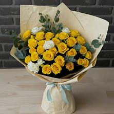 Букет цветов из:  Розы в Красноярском