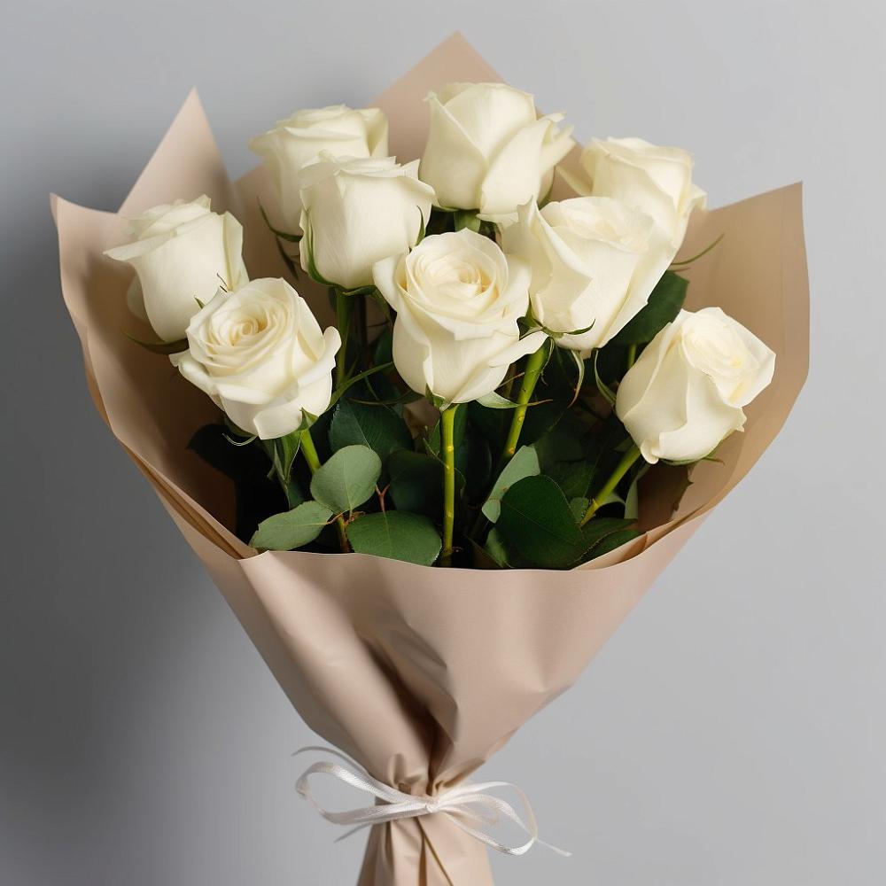 Букет 9 Белых роз Эдлесс Лав в Красноярском