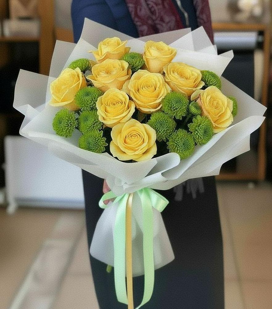 Букет цветов из: Хризантемы и Розы в Красноярском