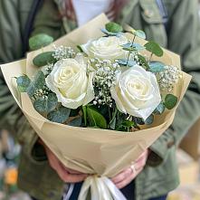 Букет цветов из:  Розы в Красноярском
