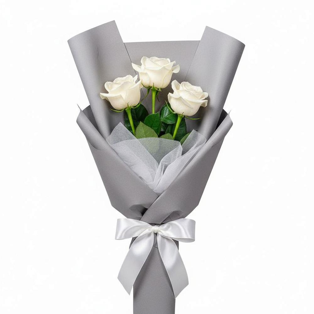 Букет 3 белые розы в Красноярском
