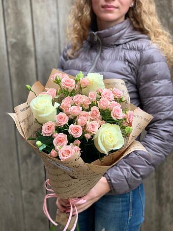Букет цветов из: Розы в Красноярском