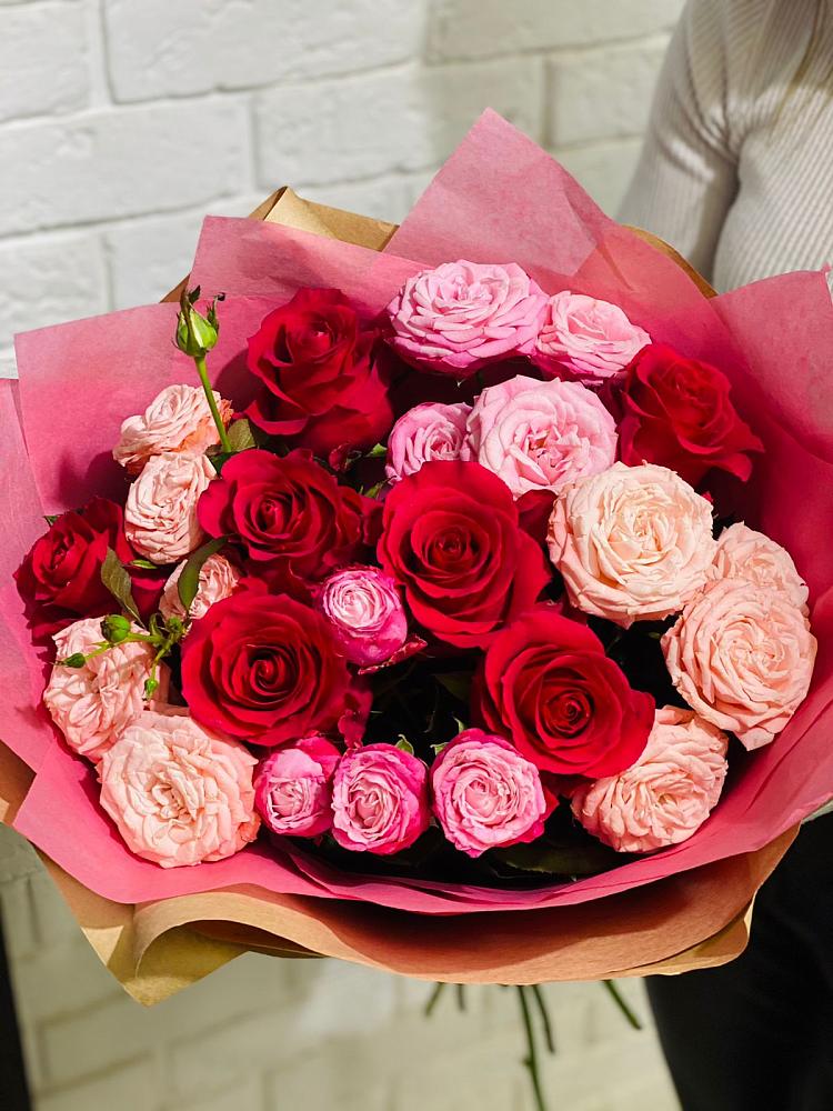 Букет цветов из: Розы в Красноярском