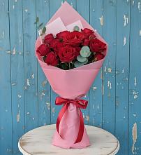Букет цветов из:  Розы в Красноярском