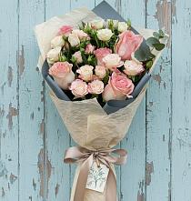 Букет цветов из:  Розы #REPLACE_PRED# Красноярском