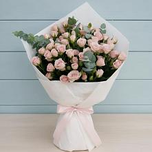 Букет цветов из:  Розы в Красноярском